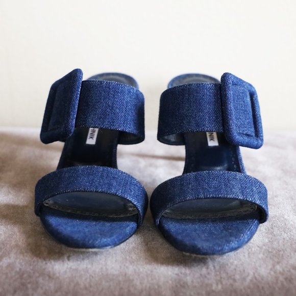 SOLD! Manolo Blahnik Denim Sandal Heel with Buckle - Picture 5 of 10